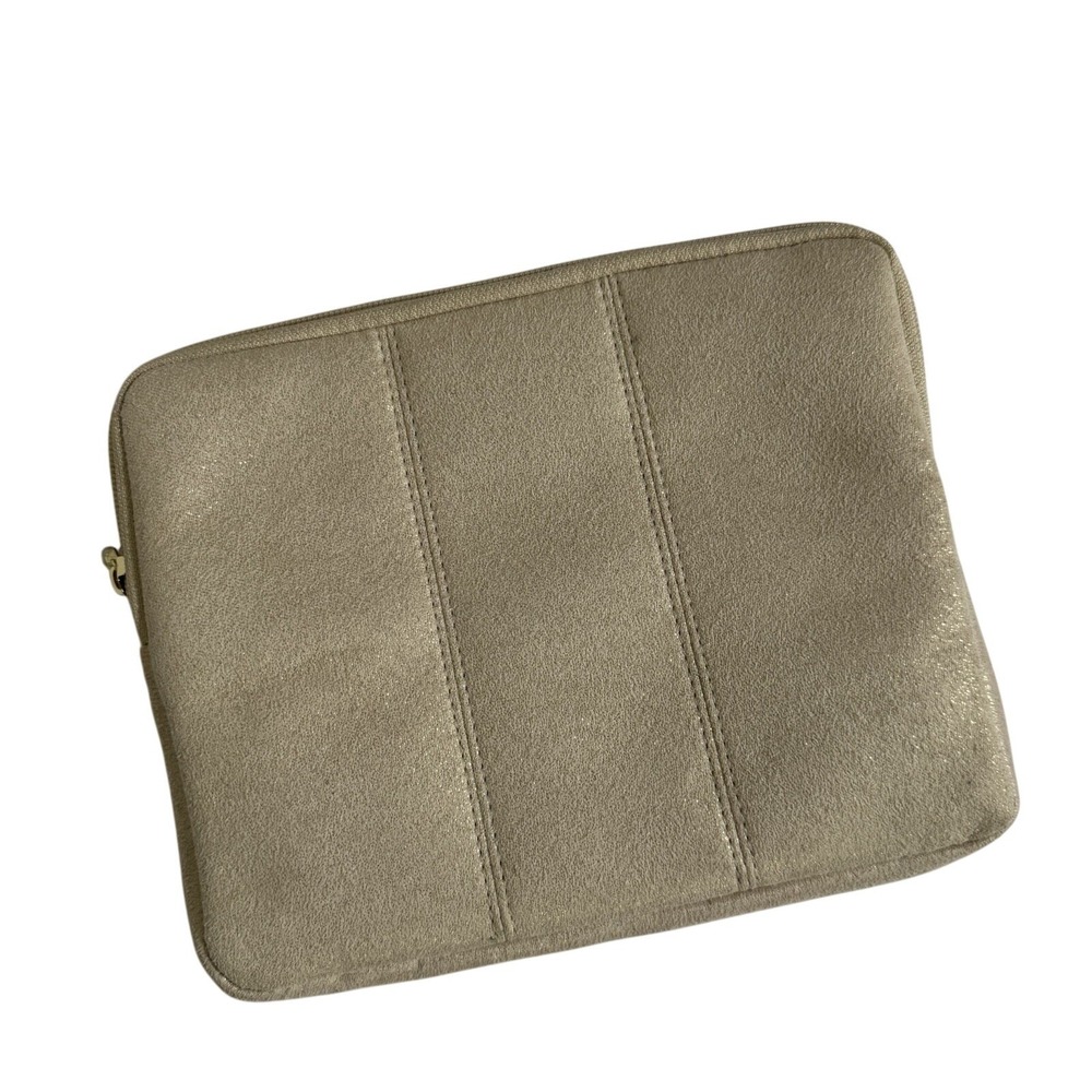 Bvlgari Women's Cosmetic Pouch Gold One Size Makeup Travel Bag Organizer Zip New - Picture 4 of 8